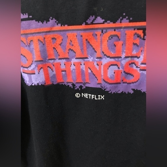 Netflix Stranger Things Fleece Crewneck Long Sleeve Soft Sweatshirt Size Medium - Picture 6 of 14